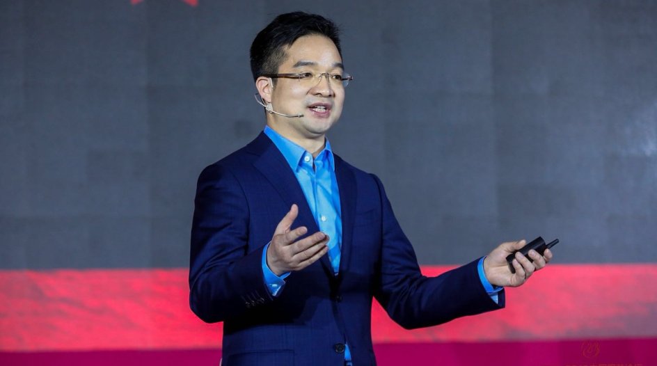 how China's ecommerce giant JD.com understand Fashion Retail? Interview with President of JD.com Fashion & Lifestyle